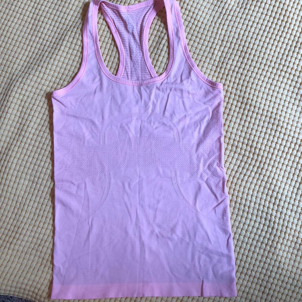 Lulu Lemon size 4 running tank